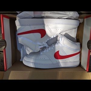 Mens Nike Court Vision!